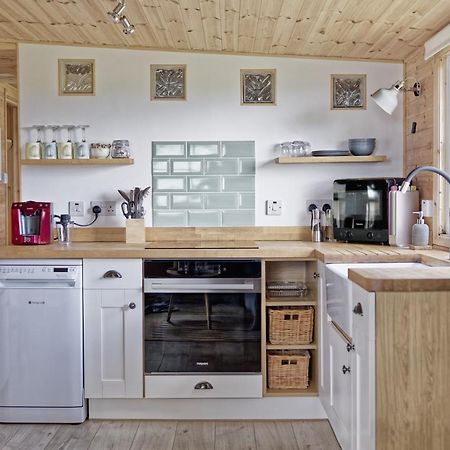 Scandi Cabin On A Hill, With Stunning Panoramic Views Ludgvan Luaran gambar