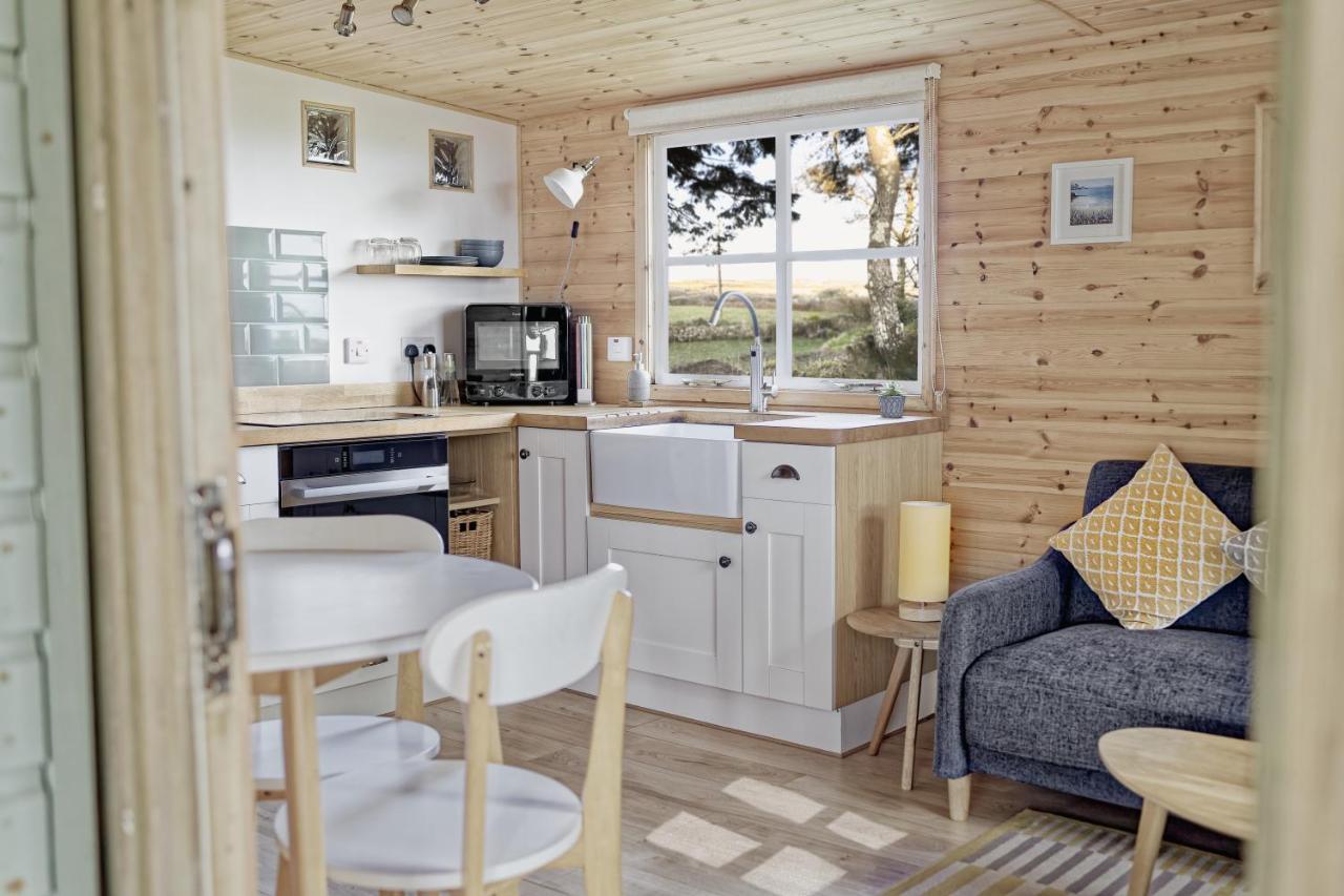 Scandi Cabin On A Hill, With Stunning Panoramic Views Ludgvan Luaran gambar